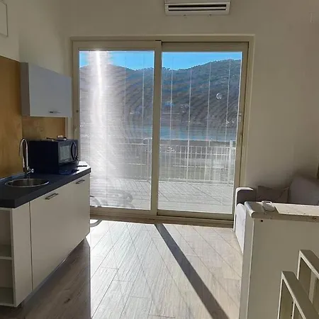 Vila La Casa Di Sasso